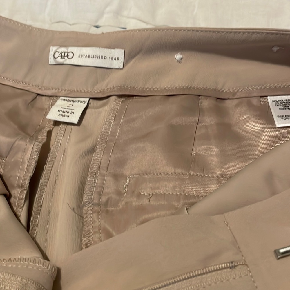 Wide leg polyester belted trousers with front pockets 33”inseam tan